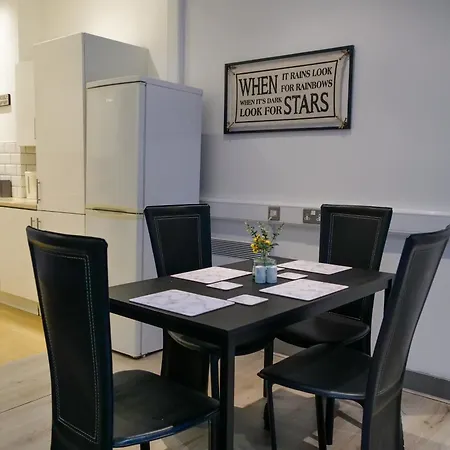 Spacious And Modern Studio Apartment Swansea City Centre Exterior foto